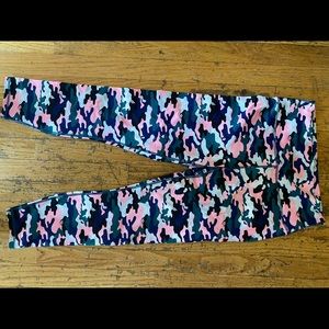 FABLETICS power-hold leggings